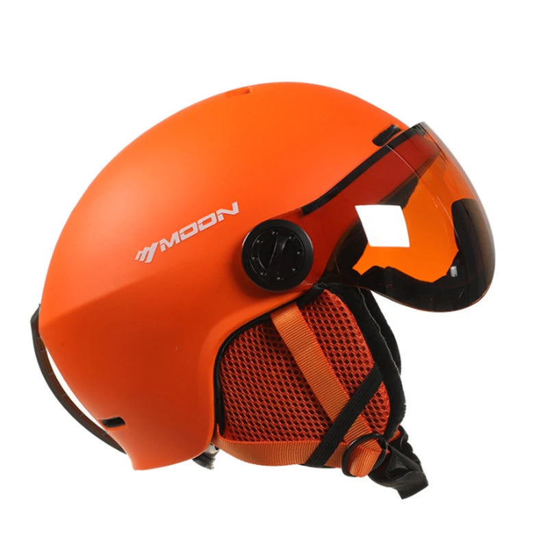 MOON Skiing Helmet Integrally-Molded PC+EPS High-Quality Ski Helmet Goggles Outdoor Sports Ski Snowboard Skateboard Helmets Mens