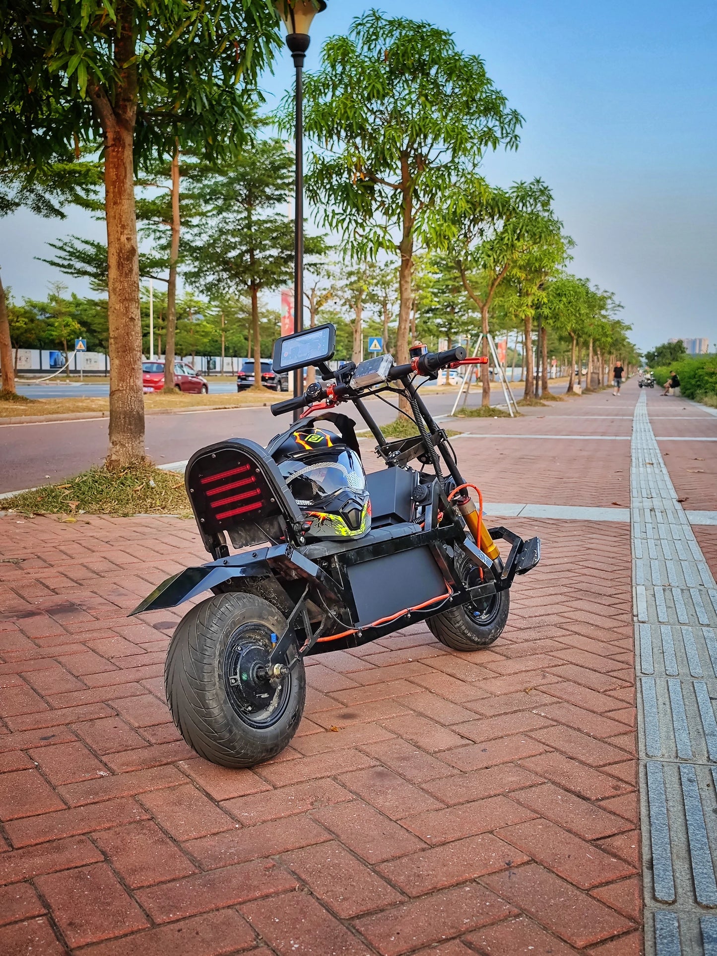 BEGODE Extreme Bull K6 Electric Motorcycle 13 Inch Tire 2900wh Electric Scooter 3500W*2 Dual Motor Speed 115KM/H Voltage 134V