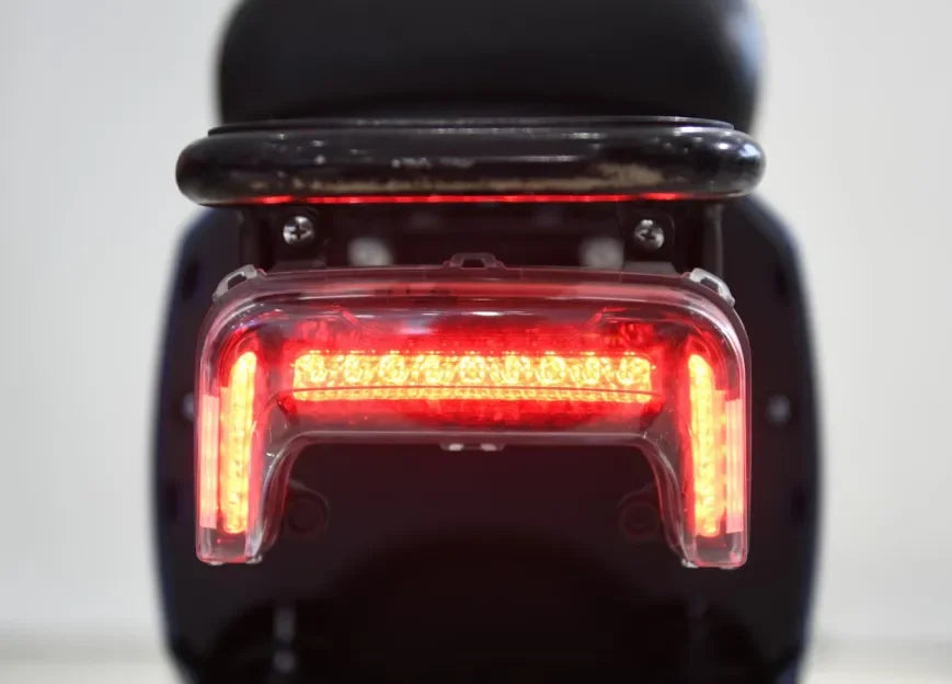 2023 electric scooter 1500w powerful motorcycle for adult made in China