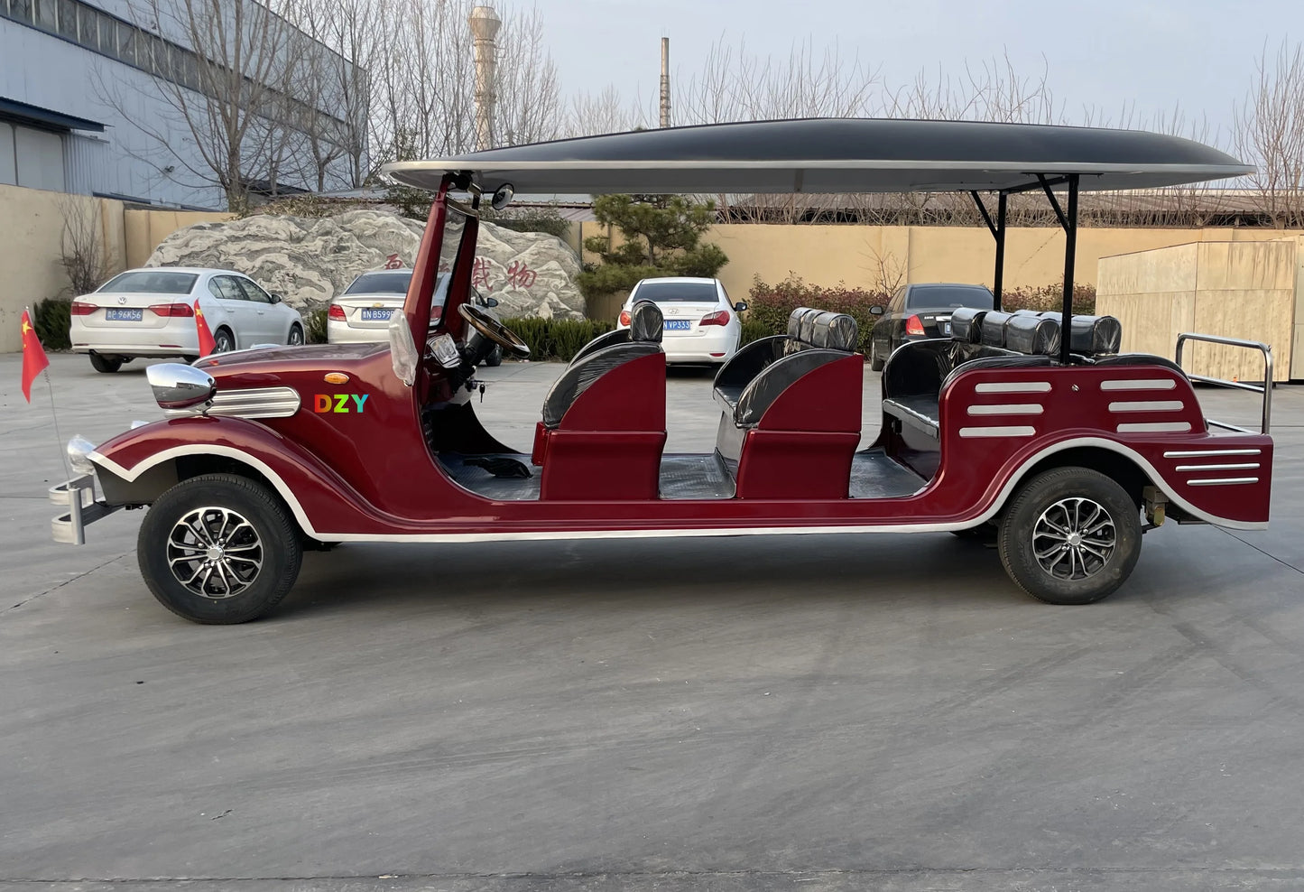 Luxury classic electric vintage car sightseeing shuttle bus, retro vintage car park, amusement park and scenic area shuttle bus